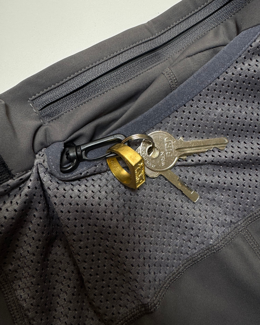 6” DISTANCE HALF TIGHTS/ BLACK