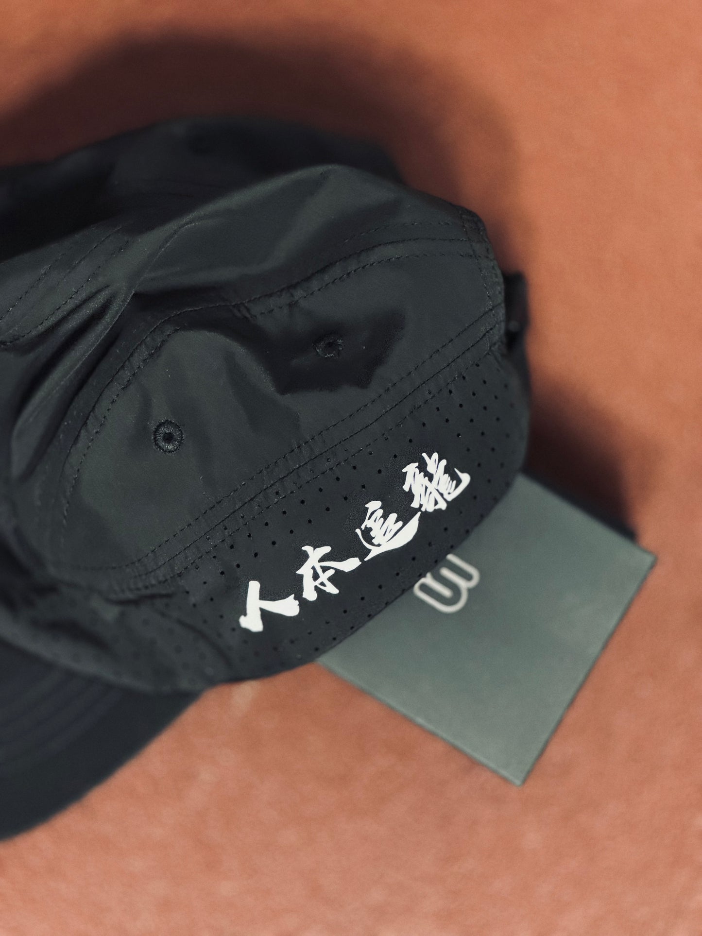 MNTS PERFORMANCE RUNNING CAP/ BLACK