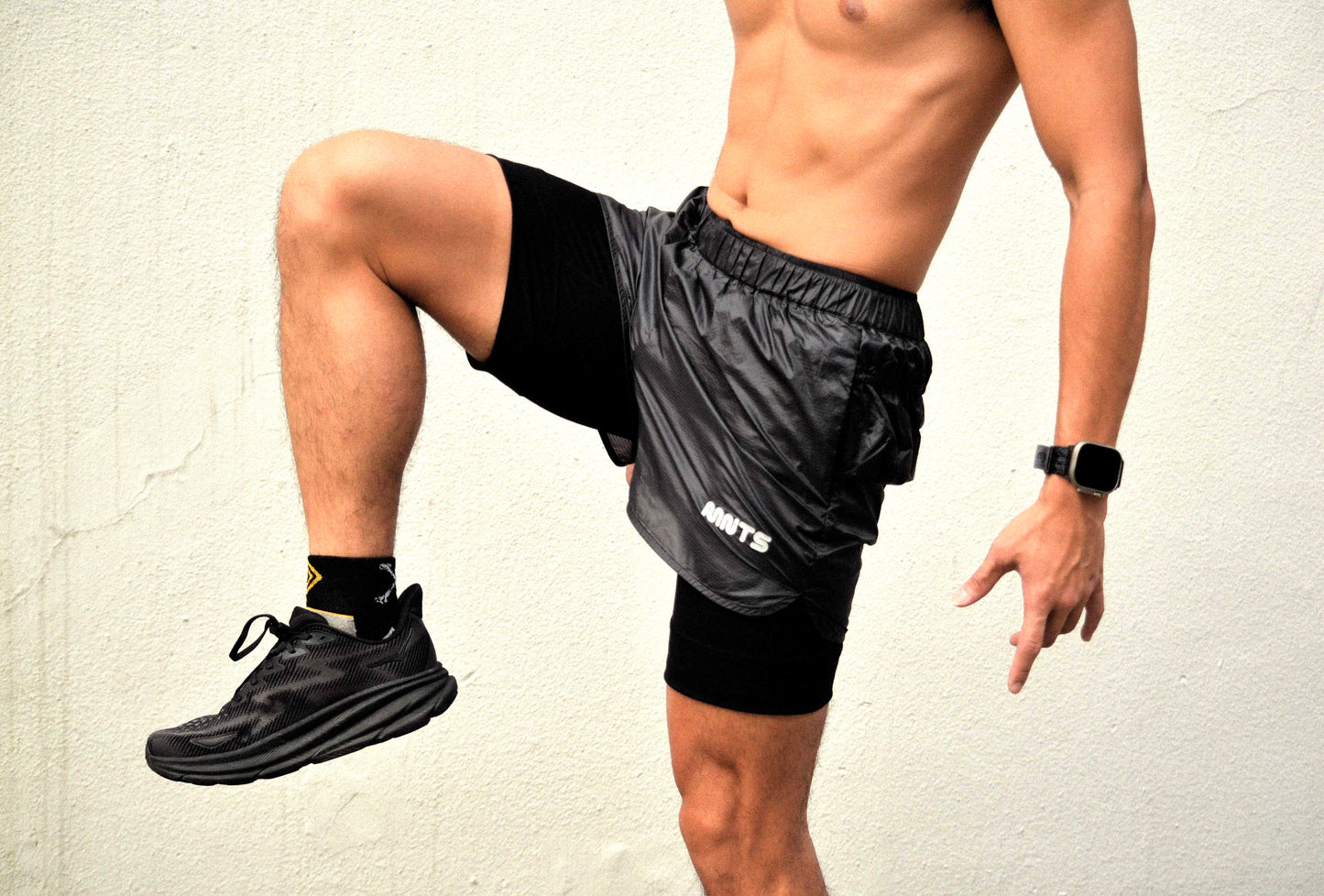 MNTS 7-POCKET RUNNING SHORTS/ BLACK